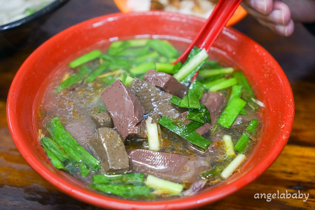 蘆洲美食｜在地熱賣30年好吃切仔麵『添丁切仔麵』菜單、蘆洲黑白切 @梅格(Angelababy)享樂日記