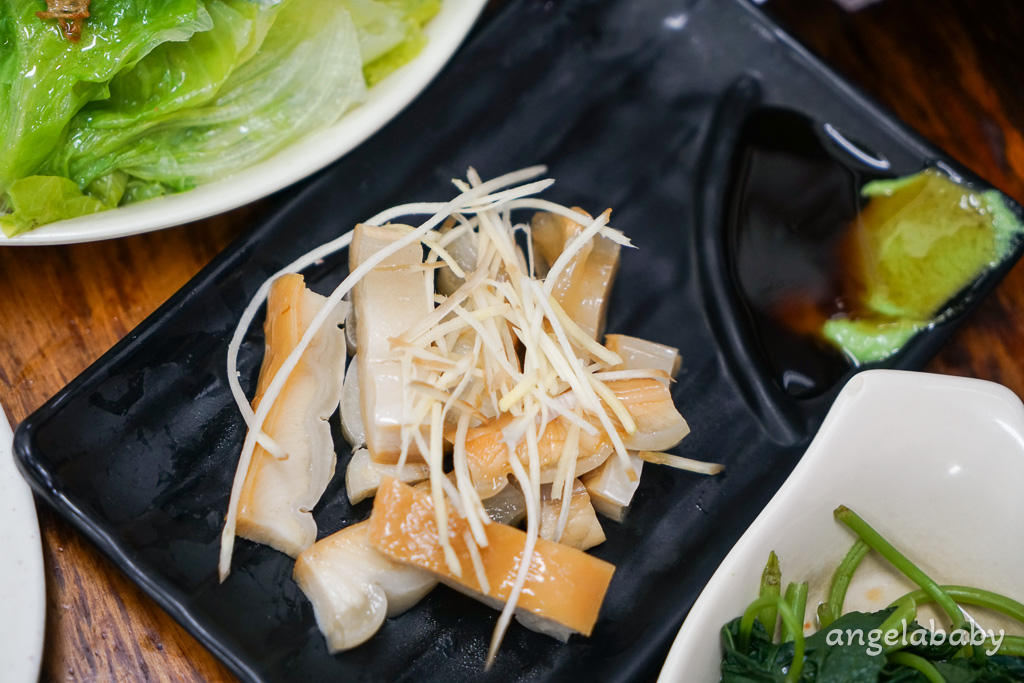 蘆洲美食｜在地熱賣30年好吃切仔麵『添丁切仔麵』菜單、蘆洲黑白切 @梅格(Angelababy)享樂日記