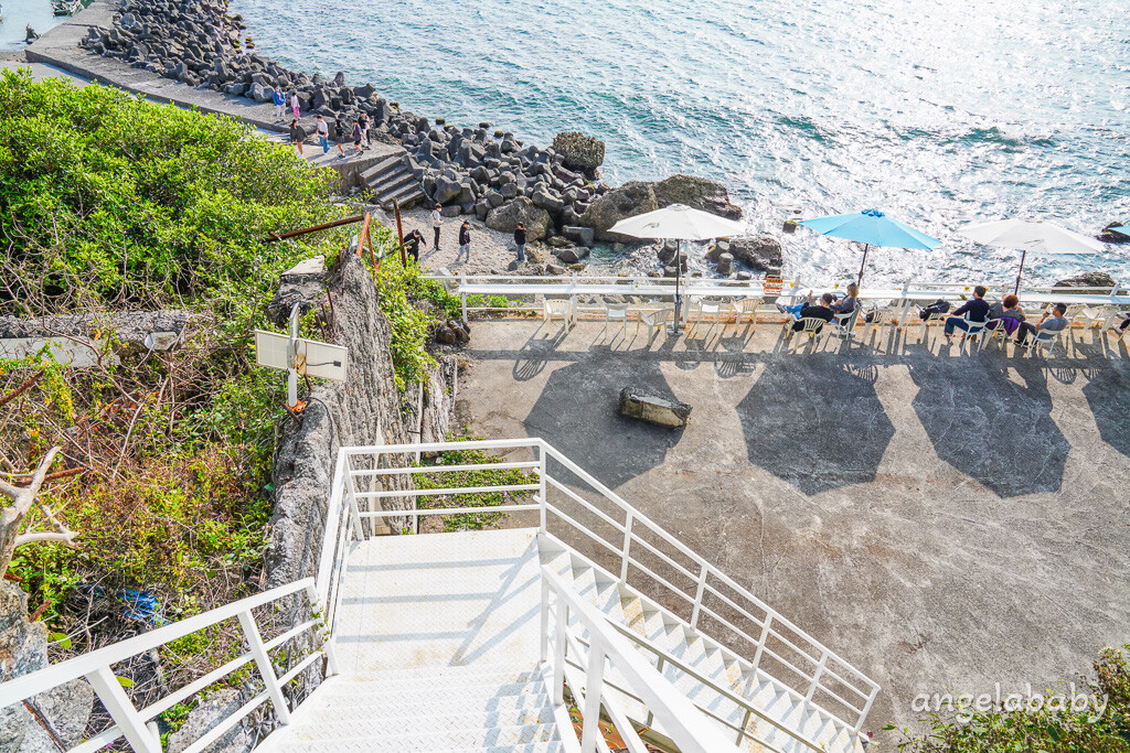 高雄柴山秘境海景咖啡『白色戀人文創咖啡館』台版濟洲島景觀咖啡、怎麼去？ @梅格(Angelababy)享樂日記