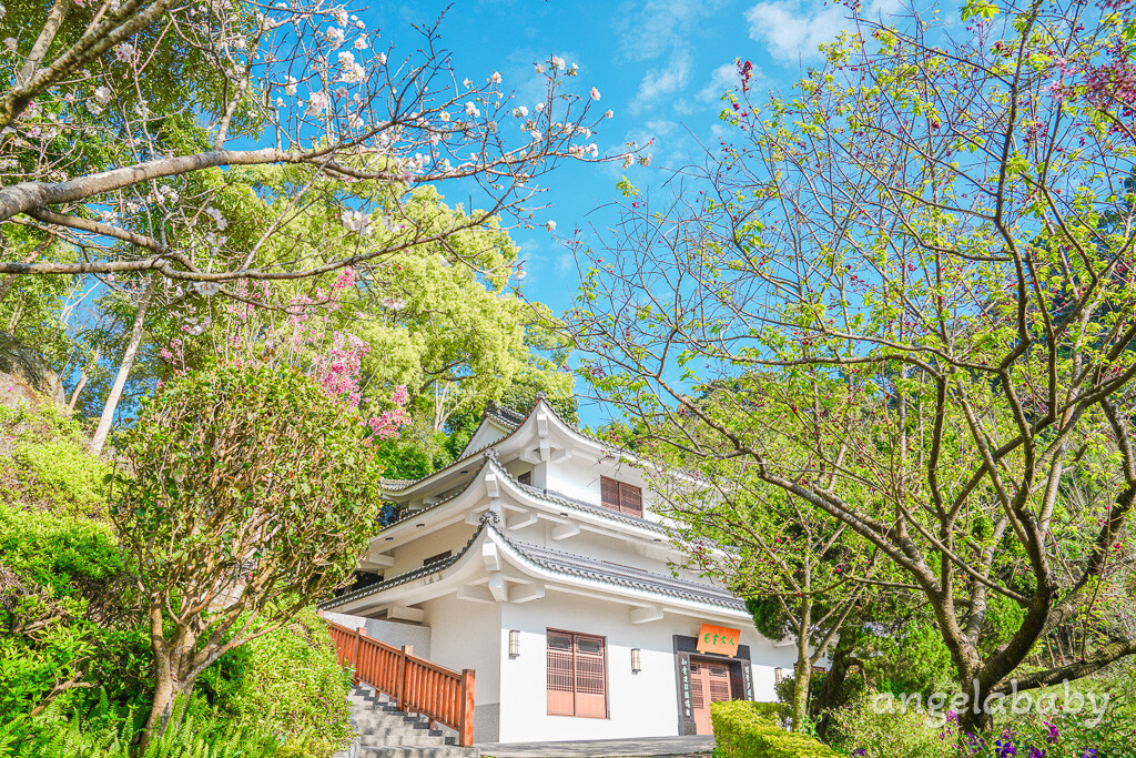 苗栗景點｜賞櫻推薦【蓮臺山妙音淨苑】免門票、還有停車場的櫻花秘境 @梅格(Angelababy)享樂日記