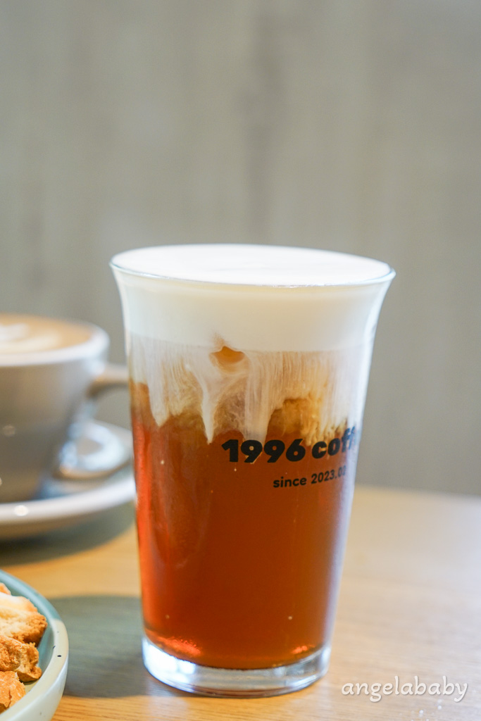 北投關渡咖啡『1996 COFFEE』菜單、不限時插座咖啡、好吃巴斯克 @梅格(Angelababy)享樂日記