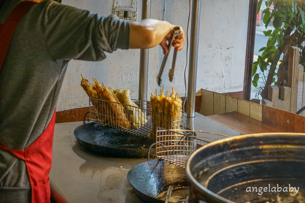宜蘭美食｜隱藏版手工蔥油餅『舊城(後街)蔥油餅』一片25元，招牌蔥仔餅更有名！ @梅格(Angelababy)享樂日記