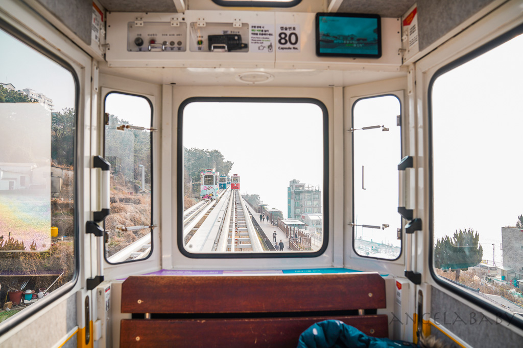 釜山景點｜海雲台藍線公園海岸列車・天空膠囊列車票購買、免費天空步道 @梅格(Angelababy)享樂日記