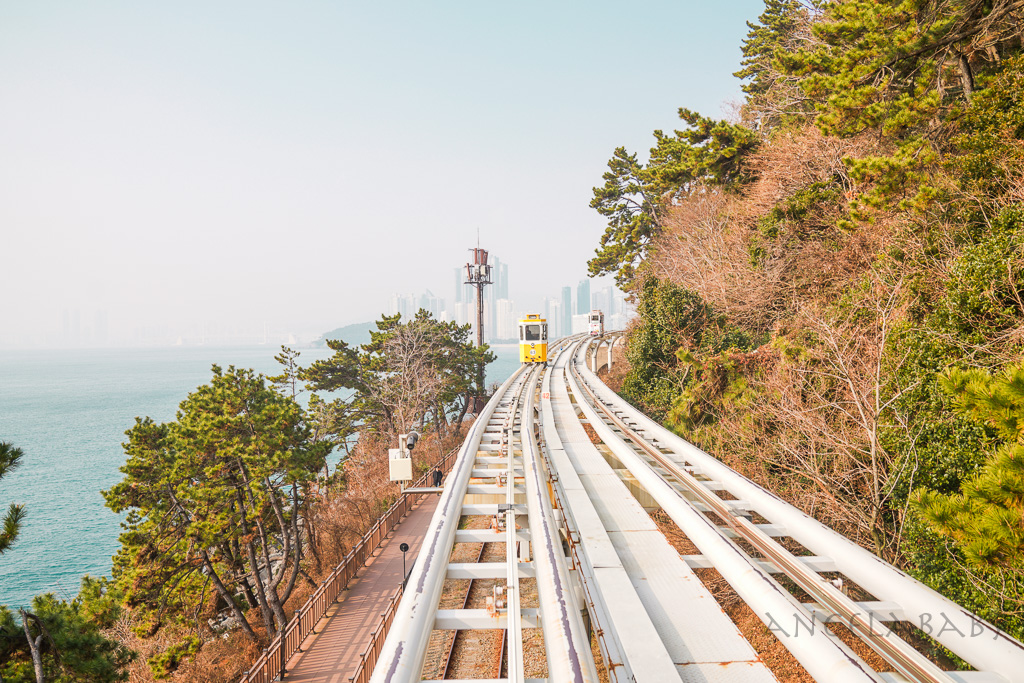 釜山景點｜海雲台藍線公園海岸列車・天空膠囊列車票購買、免費天空步道 @梅格(Angelababy)享樂日記