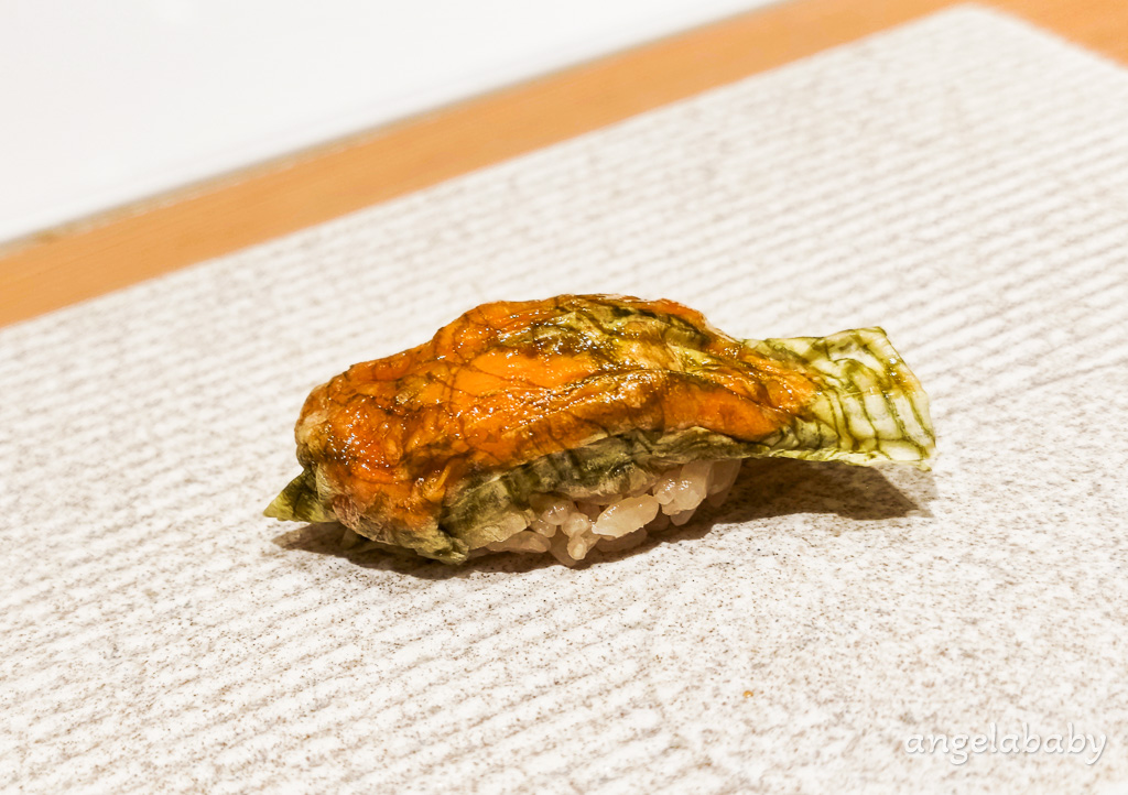 台北無菜單日料｜海峽會『辰日本料理』訂位、帥氣料理長阪口琢磨、壽司午間套餐NT$3,500 @梅格(Angelababy)享樂日記