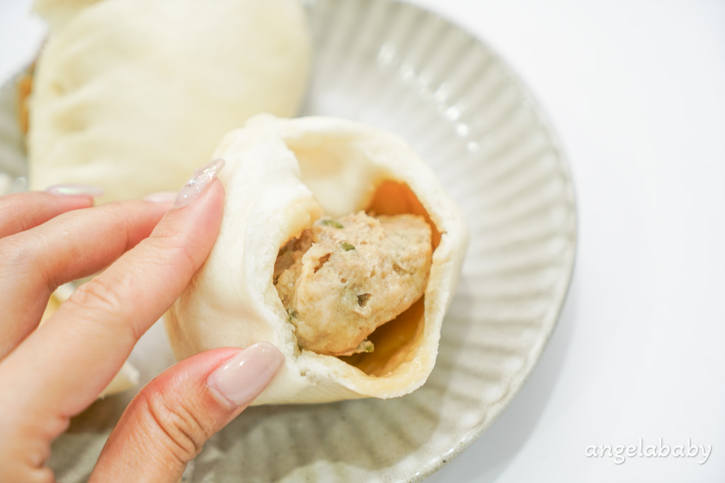 士林天母好吃包子『臥籠崗天然酵素包子饅頭』哈爾濱排骨包、麻辣包好吃、臥籠崗包子菜單 @梅格(Angelababy)享樂日記