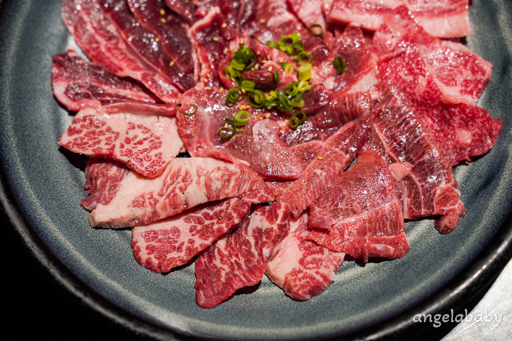 東京燒肉半價限定『絵のある街 上野店』上野站燒肉推薦、エノアルマチウエノテン半額菜單 @梅格(Angelababy)享樂日記