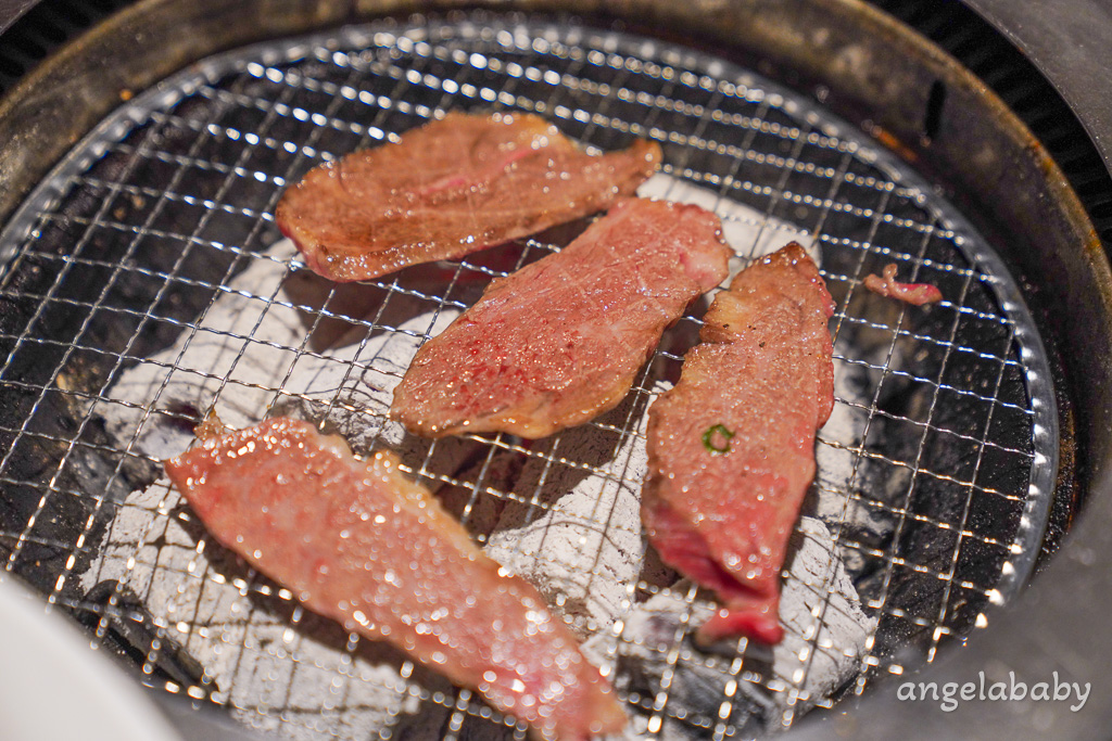 東京燒肉半價限定『絵のある街 上野店』上野站燒肉推薦、エノアルマチウエノテン半額菜單 @梅格(Angelababy)享樂日記