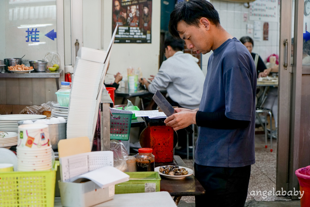 樂華夜市美食『樂華夜市東石蚵仔煎』菜單、平價熱炒 @梅格(Angelababy)享樂日記