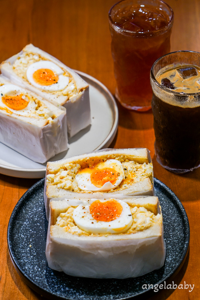中和新開幕日式咖啡早午餐『Aki Deli』菜單、永安市場站美食推薦、寵物友善餐廳 @梅格(Angelababy)享樂日記