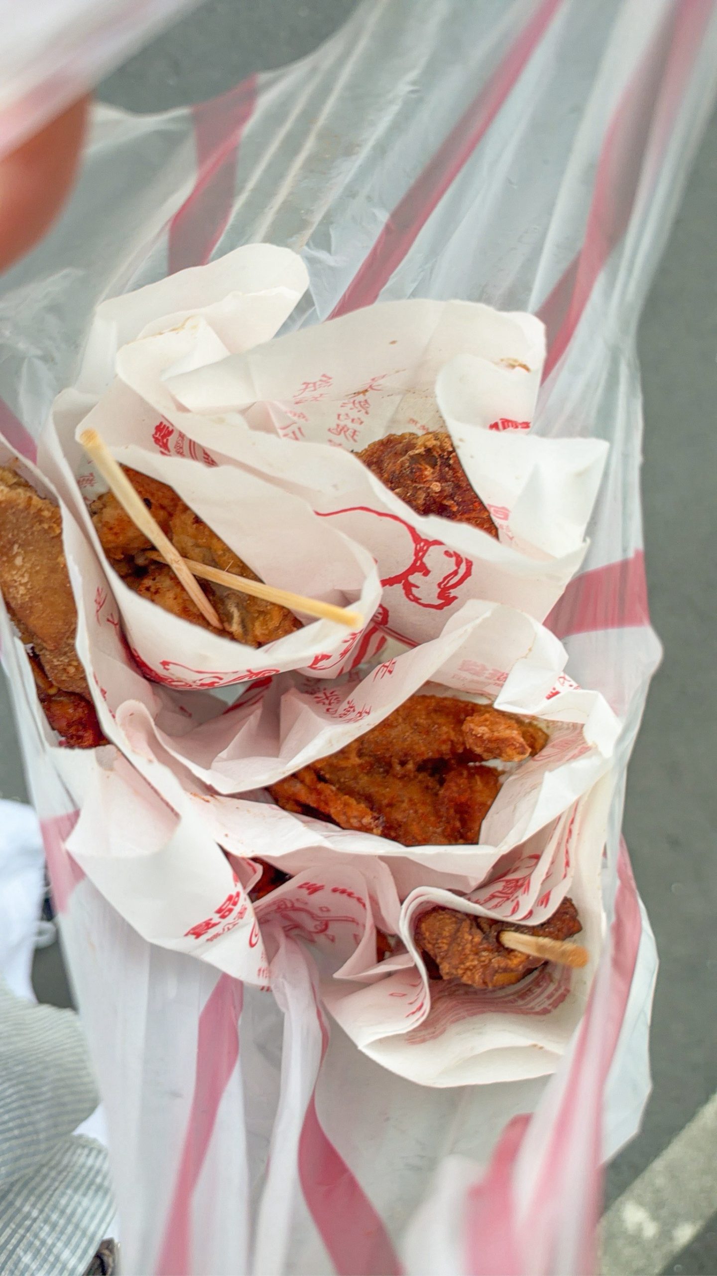 新莊美食|排隊無盡頭的無名炸雞、台北雞排35塊哪裡找『福壽街 無名鹹酥雞』價格 @梅格(Angelababy)享樂日記 新莊美食|排隊無盡頭的無名炸雞、台北雞排35塊哪裡找『福壽街 無名鹹酥雞』價格 @梅格(Angelababy)享樂日記