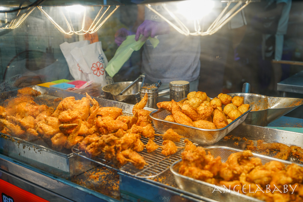 東區最好吃的銅板炸雞『正騰和大安店』菜單！腿排3個100元7個200元，雞翅5支100元 @梅格(Angelababy)享樂日記