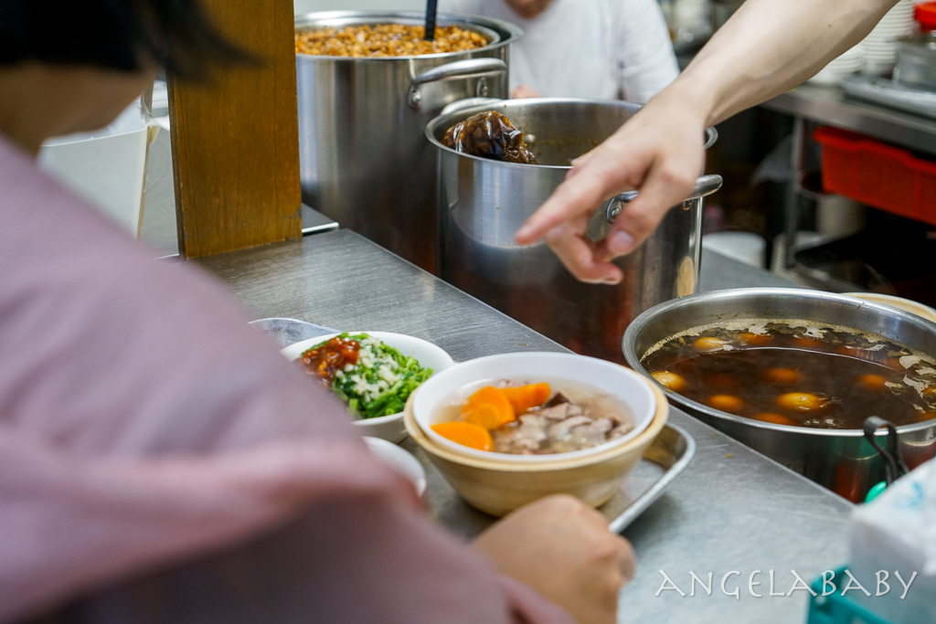 中正紀念堂美食｜台北好吃羊肉湯『樂天羊肉』+10元就有一碗噴香滷肉飯 @梅格(Angelababy)享樂日記