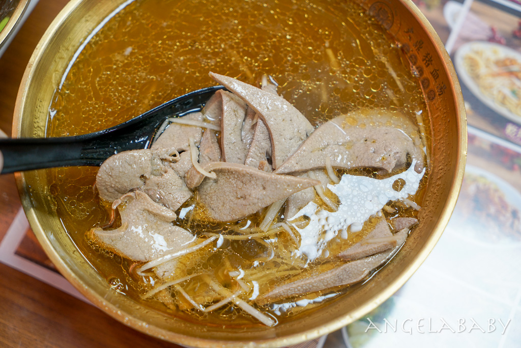 行天宮站美食『大鼎豬血湯』菜單、飄香40年的好喝大腸豬血湯 @梅格(Angelababy)享樂日記