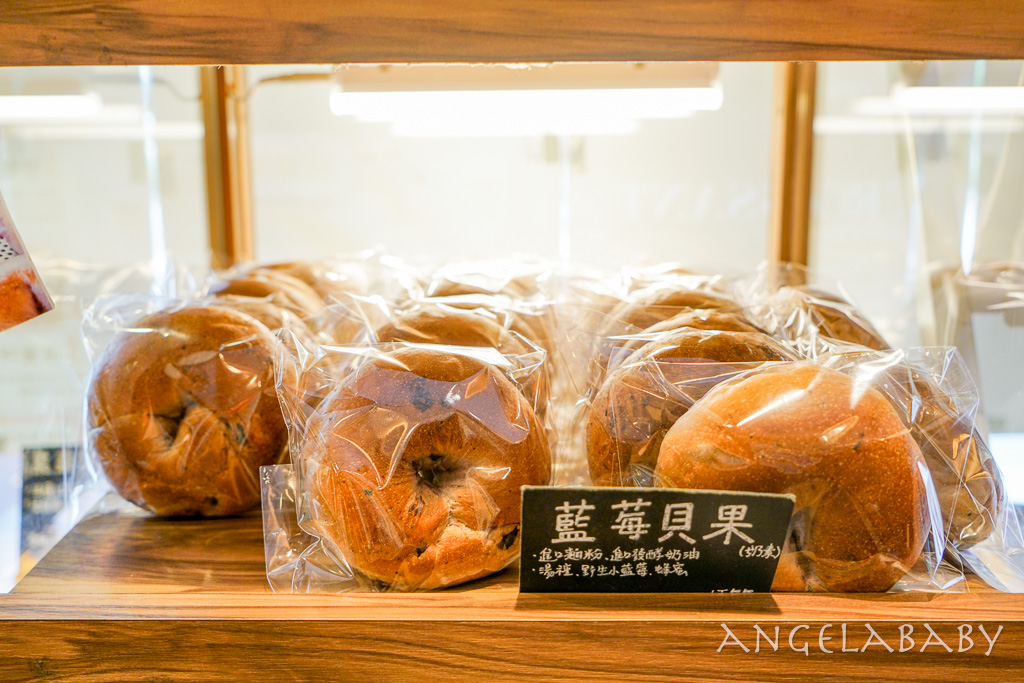 中和好吃麵包店『掬園烘焙店』價格、招牌拔絲吐司、草莓乳酪、丹麥可頌 @梅格(Angelababy)享樂日記