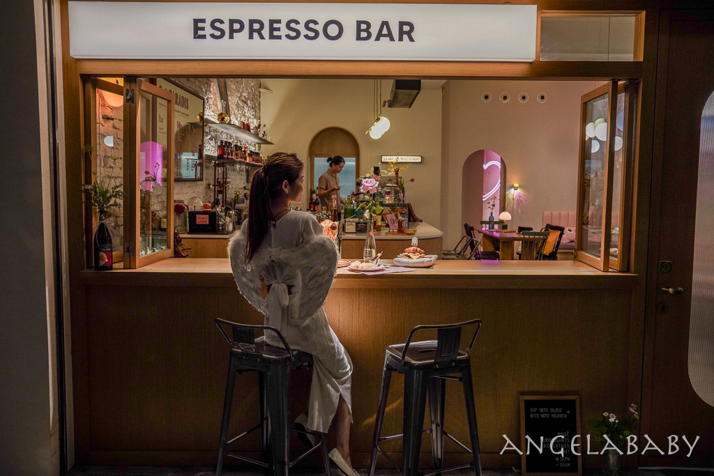 六張犁站深夜甜點酒吧『Café Paradis』菜單、台北不限時咖啡、台北首家粉紅酒吧 @梅格(Angelababy)享樂日記