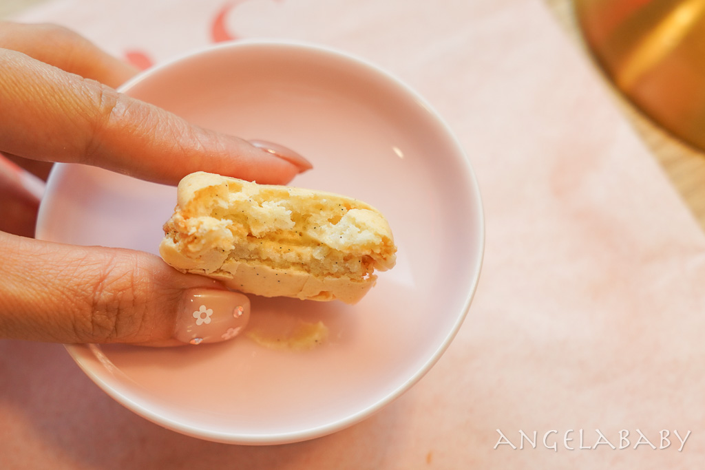 六張犁站深夜甜點酒吧『Café Paradis』菜單、台北不限時咖啡、台北首家粉紅酒吧 @梅格(Angelababy)享樂日記