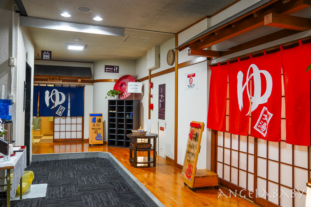 愛媛縣道後溫泉飯店推薦『葛城飯店』道後溫泉商店街走路1分鐘、檜木浴場、搭配宿喜方案額外的3%折扣 @梅格(Angelababy)享樂日記