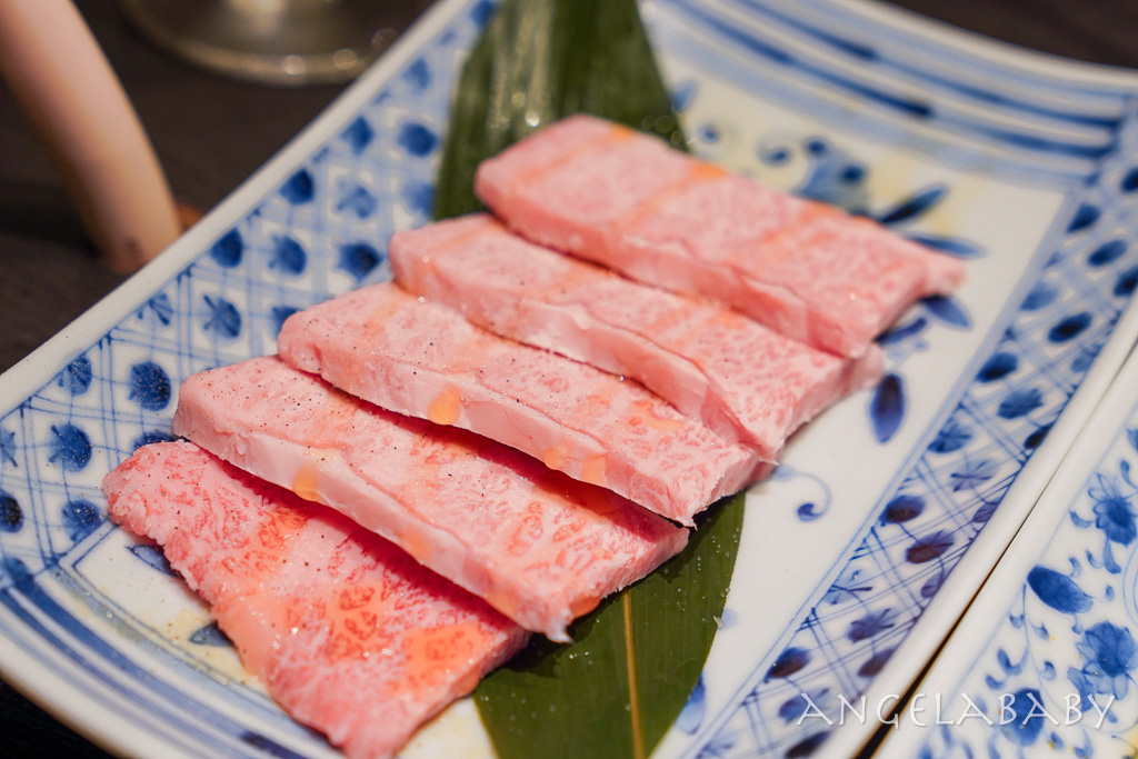 難波最強燒肉吃到飽『Yakiniku Lab』黑毛和牛吃到飽、厚切牛舌、海膽、海鮮扇貝超過130種吃到飽 @梅格(Angelababy)享樂日記