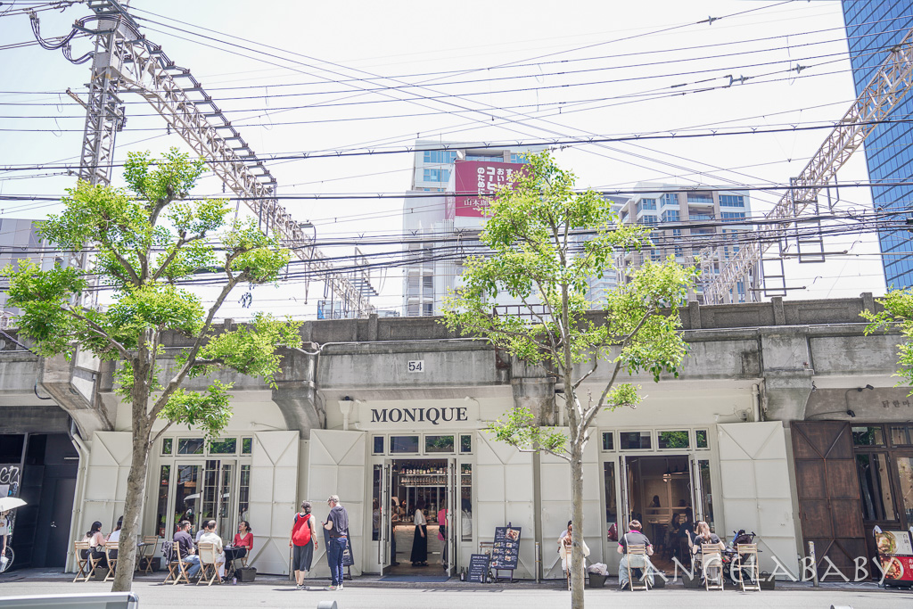 大阪梅田人氣餐酒館『MONIQUE』預約、商業午餐麵包吃到飽、4特調飲品喝到飽 @梅格(Angelababy)享樂日記