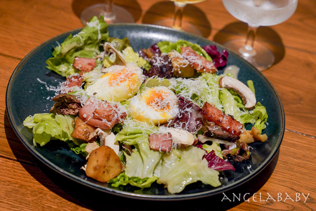 大阪梅田人氣餐酒館『MONIQUE』預約、商業午餐麵包吃到飽、4特調飲品喝到飽 @梅格(Angelababy)享樂日記