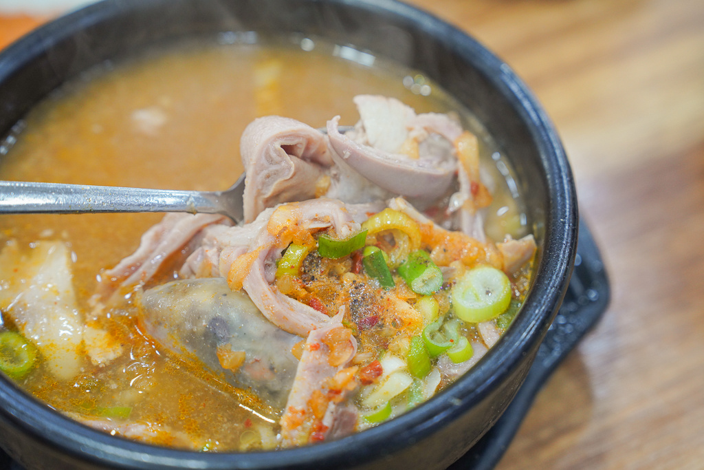 釜山西面站24小時豬肉湯飯『일품장원돼지국밥』一品狀元豬肉湯飯 @梅格(Angelababy)享樂日記