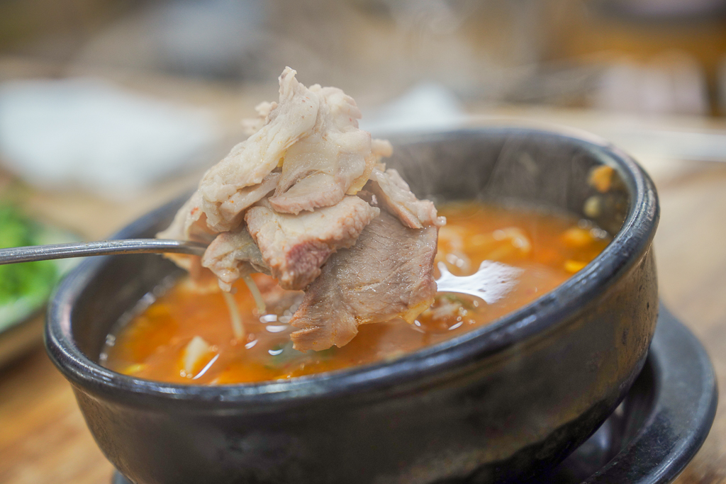 釜山西面站24小時豬肉湯飯『일품장원돼지국밥』一品狀元豬肉湯飯 @梅格(Angelababy)享樂日記