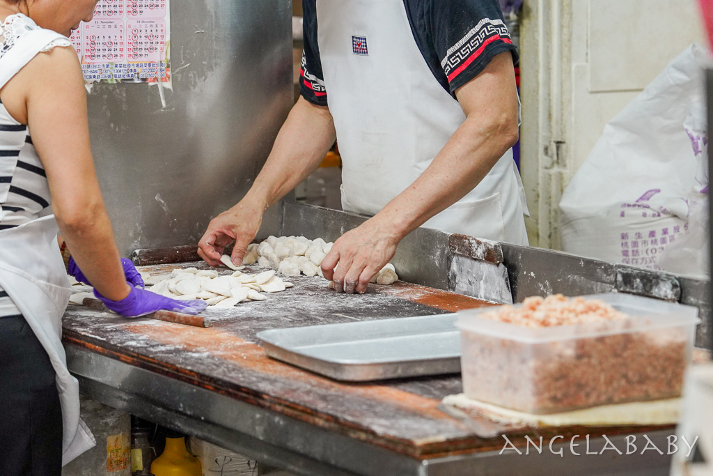 中正紀念堂早餐『鼎元豆漿』日本觀光客的最愛、手工爆漿小籠包推薦 @梅格(Angelababy)享樂日記