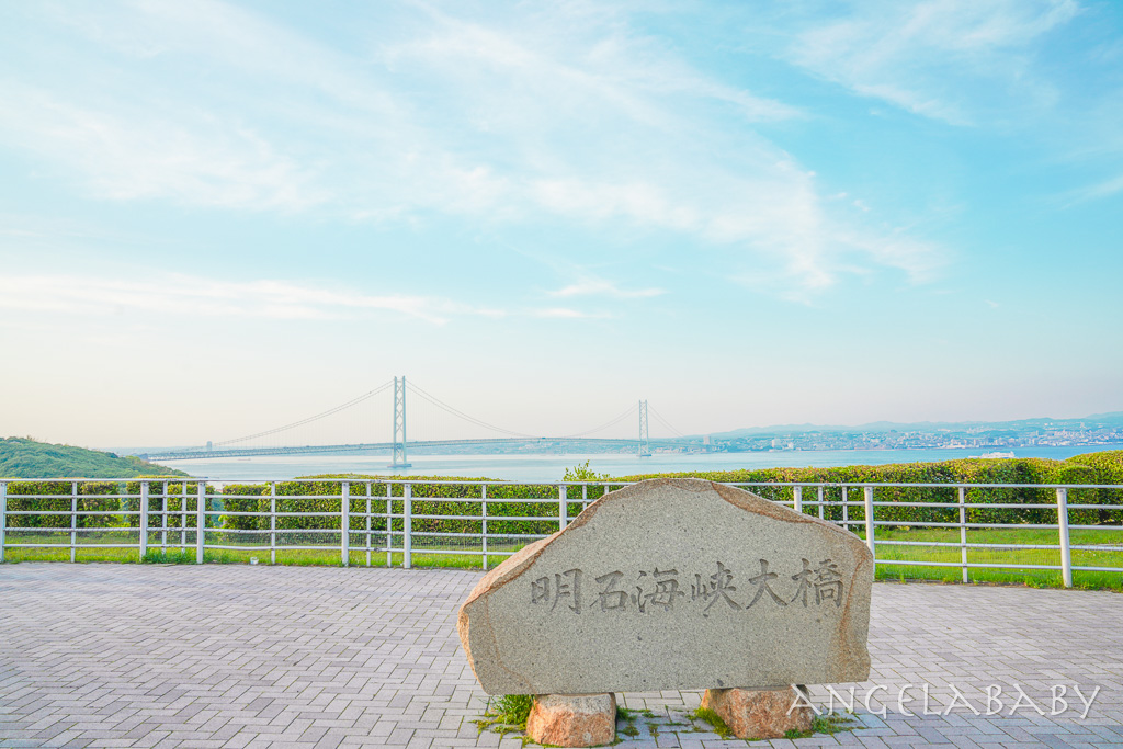 淡路高速公路服務區『星巴克淡路SA下行線』有明石海峽大橋，摩天輪及戀人聖地景點的高速公路服務區 @梅格(Angelababy)享樂日記
