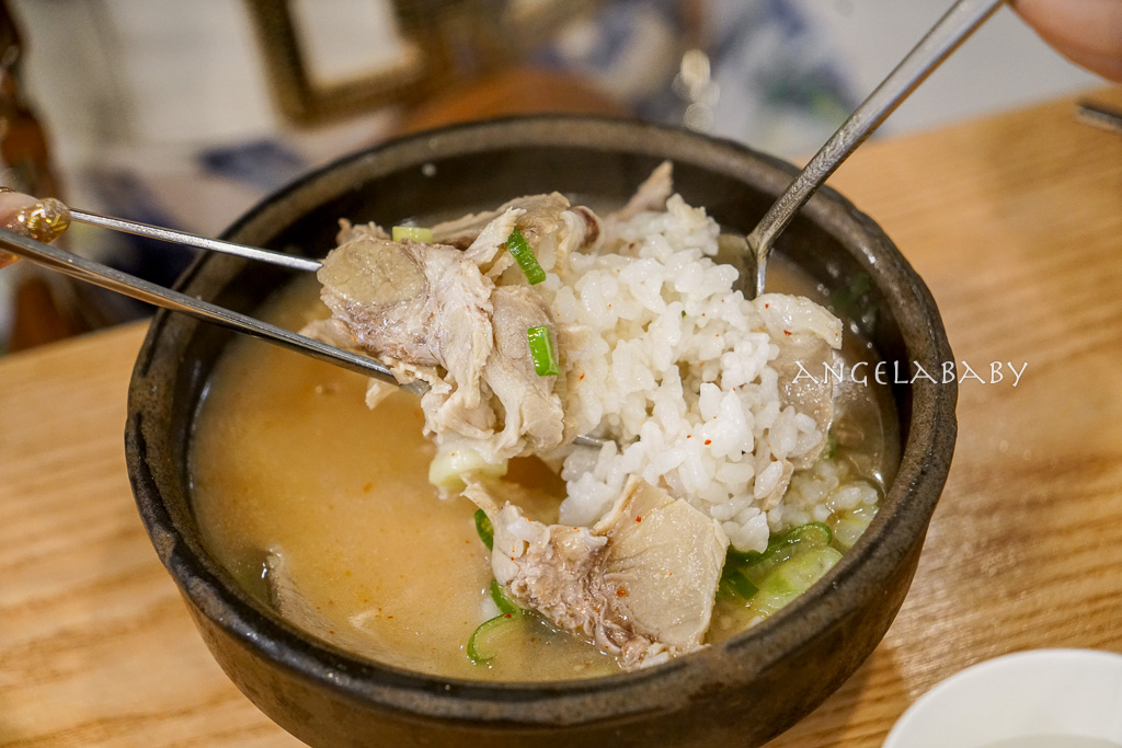 釜山西面美食｜24小時豬肉湯飯『松亭三代豬肉湯飯송정3대국밥』豬肉湯飯一條街 @梅格(Angelababy)享樂日記