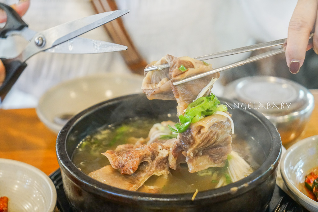 釜山必吃馬鈴薯排骨湯『최뼈다구집밥정식』菜單、沙上站美食、金浦機場美食 @梅格(Angelababy)享樂日記