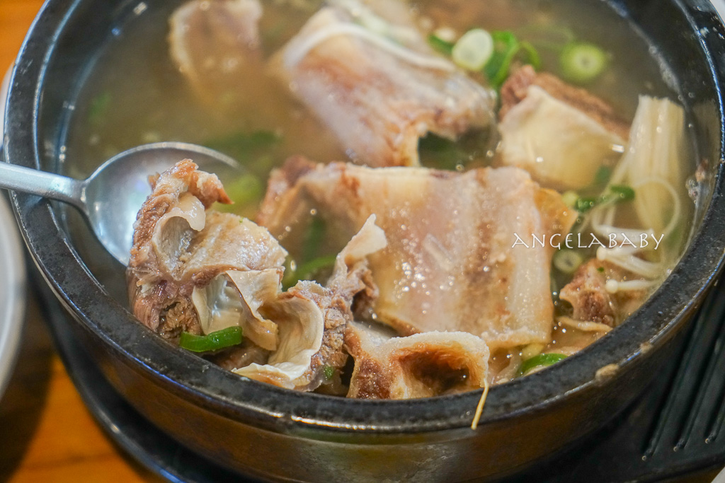 釜山必吃馬鈴薯排骨湯『최뼈다구집밥정식』菜單、沙上站美食、金浦機場美食 @梅格(Angelababy)享樂日記