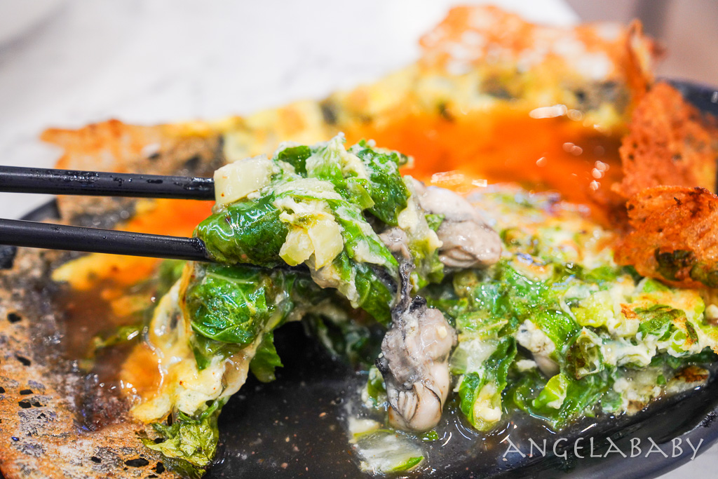 西門町美食『滿塘無刺虱目魚』超好吃乳白湯頭虱目魚粥、脆皮蚵仔煎 @梅格(Angelababy)享樂日記