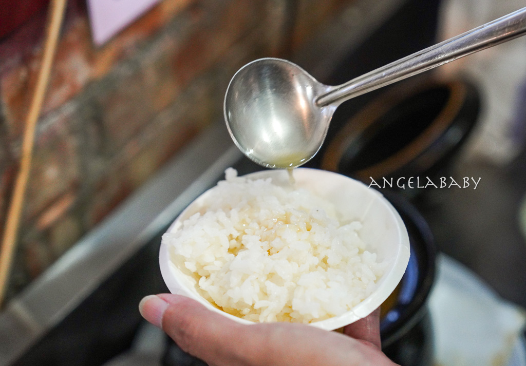 礁溪美食『天下第一窯烤雞』龍眼木燒製的脆皮烤雞、豬油飯雞油飯吃到飽、礁溪烤雞推薦 @梅格(Angelababy)享樂日記