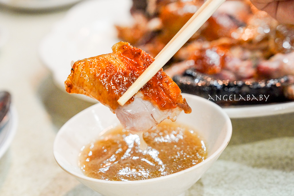礁溪美食『天下第一窯烤雞』龍眼木燒製的脆皮烤雞、豬油飯雞油飯吃到飽、礁溪烤雞推薦 @梅格(Angelababy)享樂日記