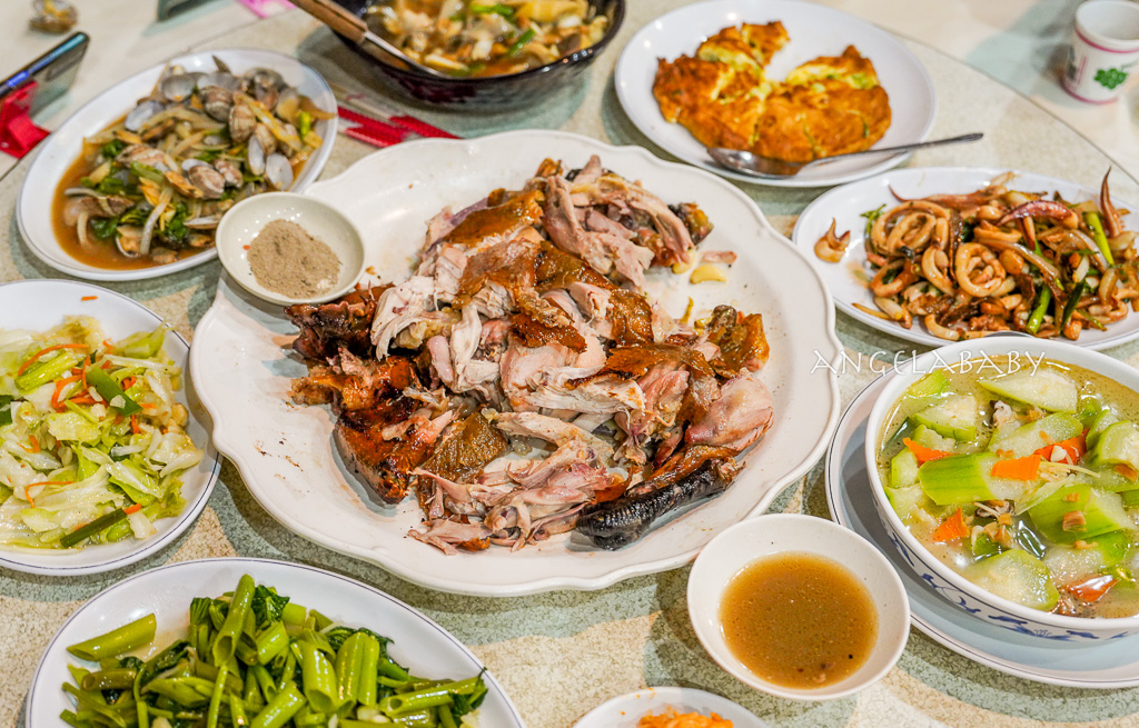 礁溪美食『天下第一窯烤雞』龍眼木燒製的脆皮烤雞、豬油飯雞油飯吃到飽、礁溪烤雞推薦 @梅格(Angelababy)享樂日記