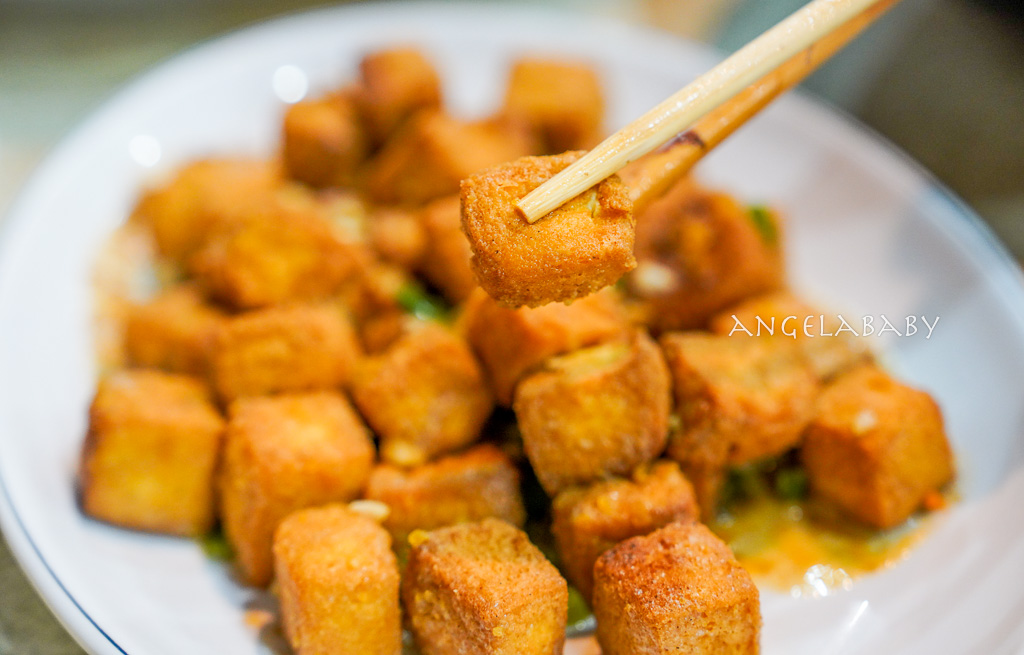礁溪美食『天下第一窯烤雞』龍眼木燒製的脆皮烤雞、豬油飯雞油飯吃到飽、礁溪烤雞推薦 @梅格(Angelababy)享樂日記