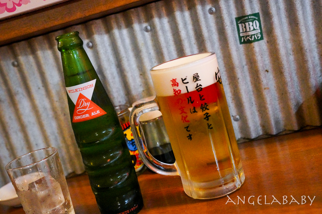 四國高知必吃｜昭和45年創業的脆皮餃子『屋台安兵衛』菜單、tabelog3.67 @梅格(Angelababy)享樂日記