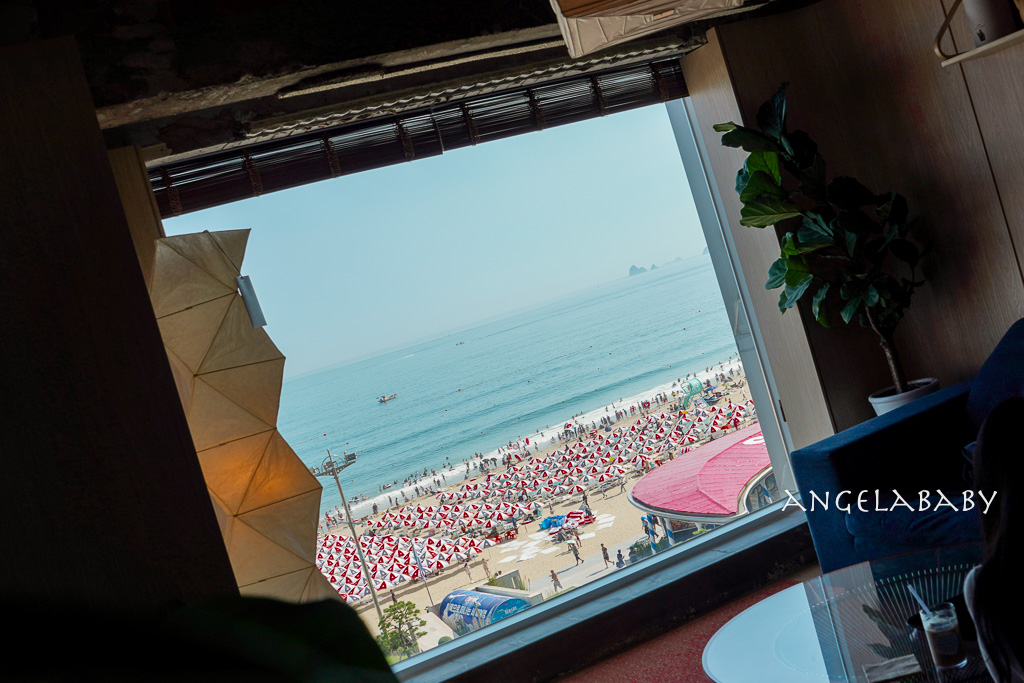 釜山新開幕海景咖啡『Working Holiday 海雲台店 』超強法式吐司、海雲台第一排咖啡 @梅格(Angelababy)享樂日記