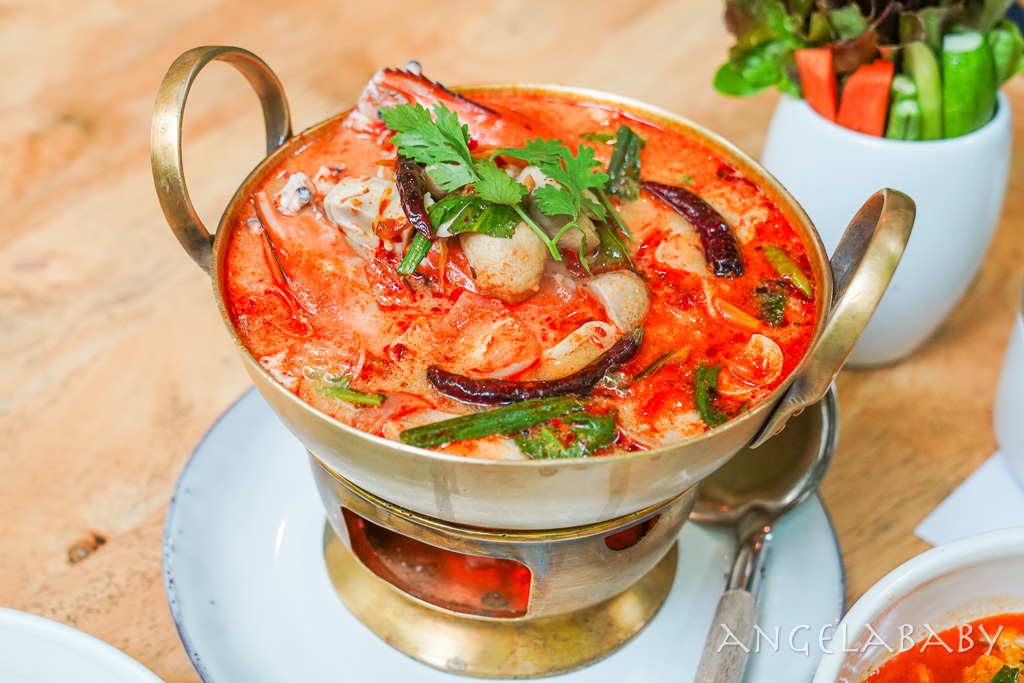 曼谷Asok美食『Oranuch Thai Dining』花園餐廳、曼谷好吃泰式料理推薦 @梅格(Angelababy)享樂日記