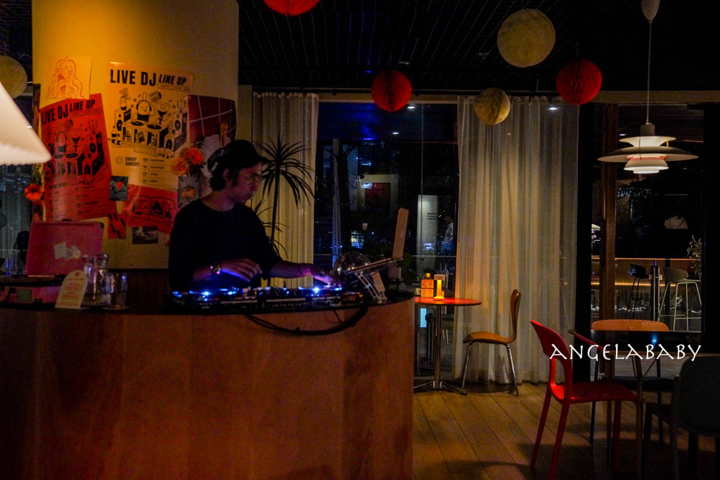 曼谷Asok站美食『Lazy Daisy Brunch and Bar』深夜早午餐、酒吧 @梅格(Angelababy)享樂日記