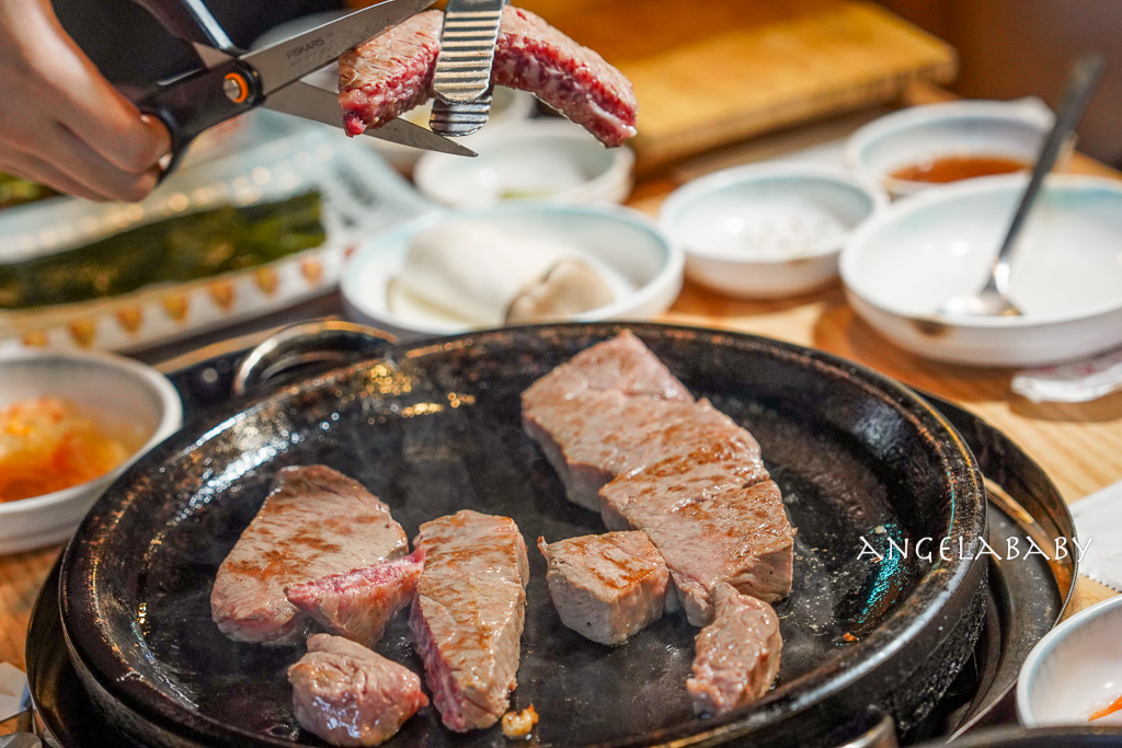 札嘎其站美食『조선의한우부산남포점/朝鮮韓牛南浦店』火焰韓牛、菜單 @梅格(Angelababy)享樂日記