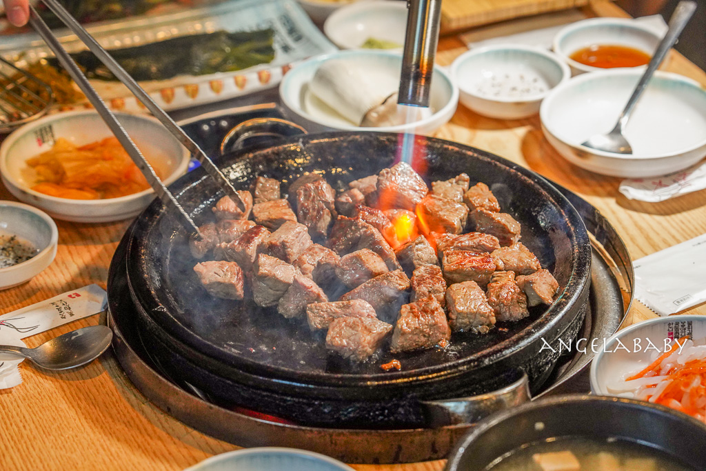 札嘎其站美食『조선의한우부산남포점/朝鮮韓牛南浦店』火焰韓牛、菜單 @梅格(Angelababy)享樂日記
