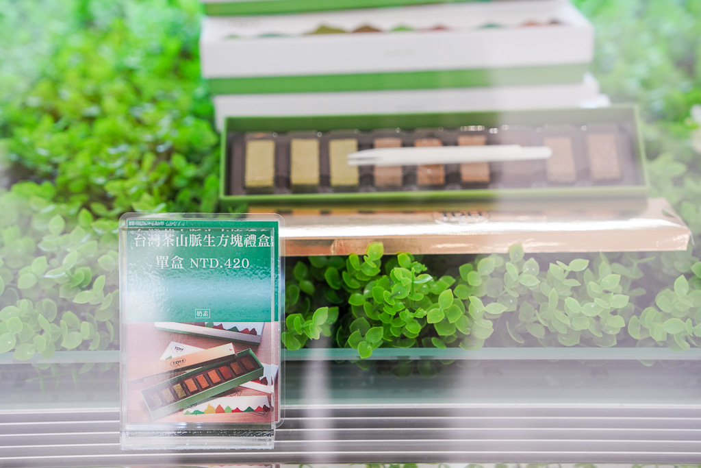 2025最好吃蛋黃酥『貓茶町』sogo快閃店優惠、法式脆皮香草蛋黃酥 @梅格(Angelababy)享樂日記