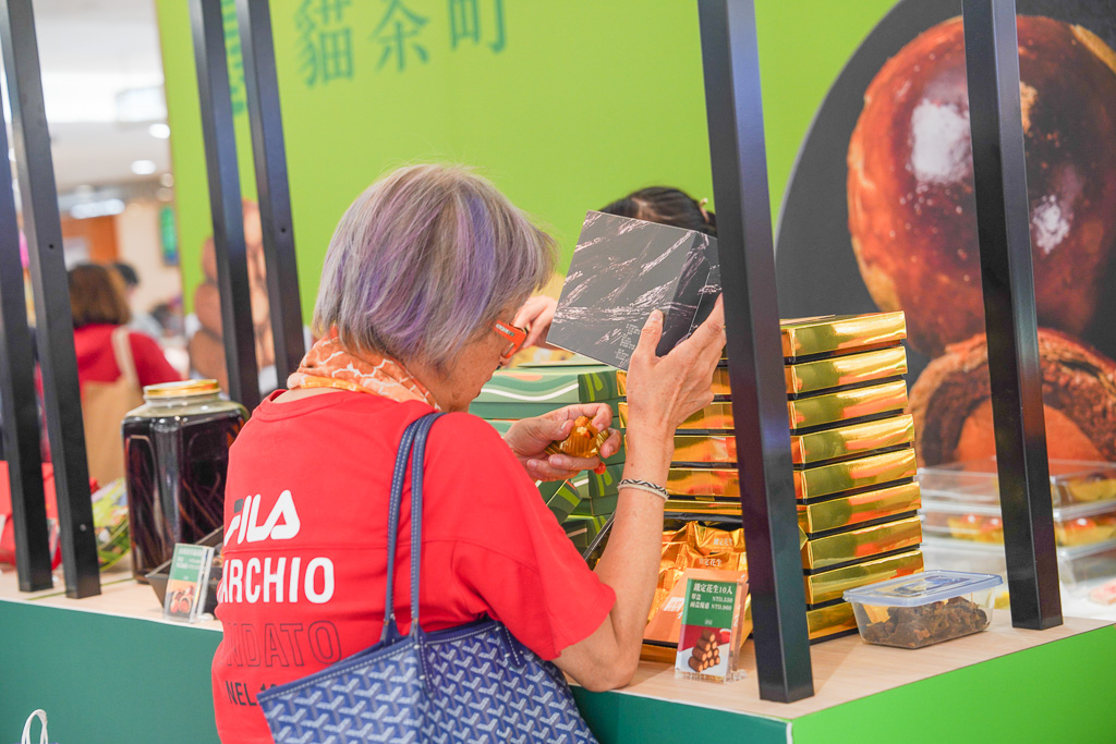 2025最好吃蛋黃酥『貓茶町』sogo快閃店優惠、法式脆皮香草蛋黃酥 @梅格(Angelababy)享樂日記