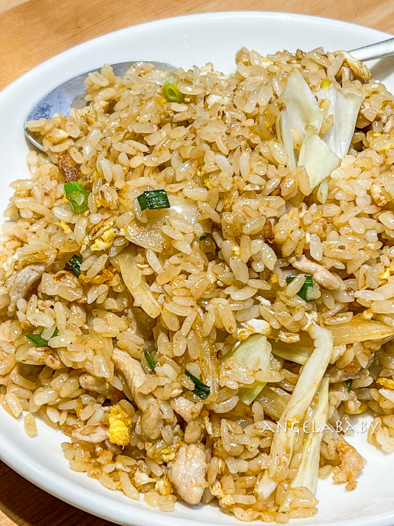 雙連站聚餐熱炒『大烹小饌』50年平價台菜老店、寵物友善餐廳 @梅格(Angelababy)享樂日記