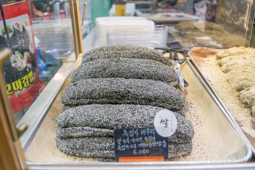 釜山南浦洞富平市場必吃『Mil Got (밀곳)』招牌黃豆奶油艾草麵包（奶油餡紅豆艾草糯米糕） @梅格(Angelababy)享樂日記
