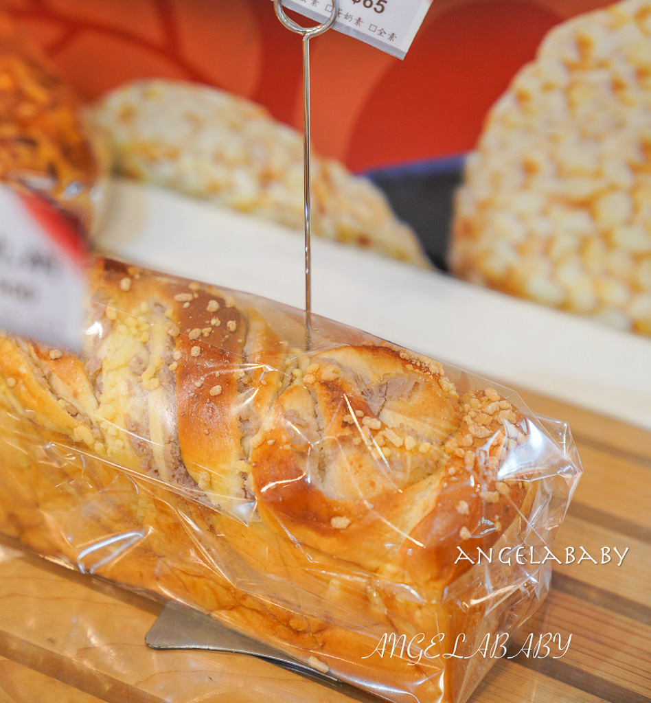 基隆最好吃的麵包店『珍味香餅家』芋頭控必吃芋香吐司、招牌伴手禮：帝王酥、紅豆麻糬餅、手工沙其馬 @梅格(Angelababy)享樂日記