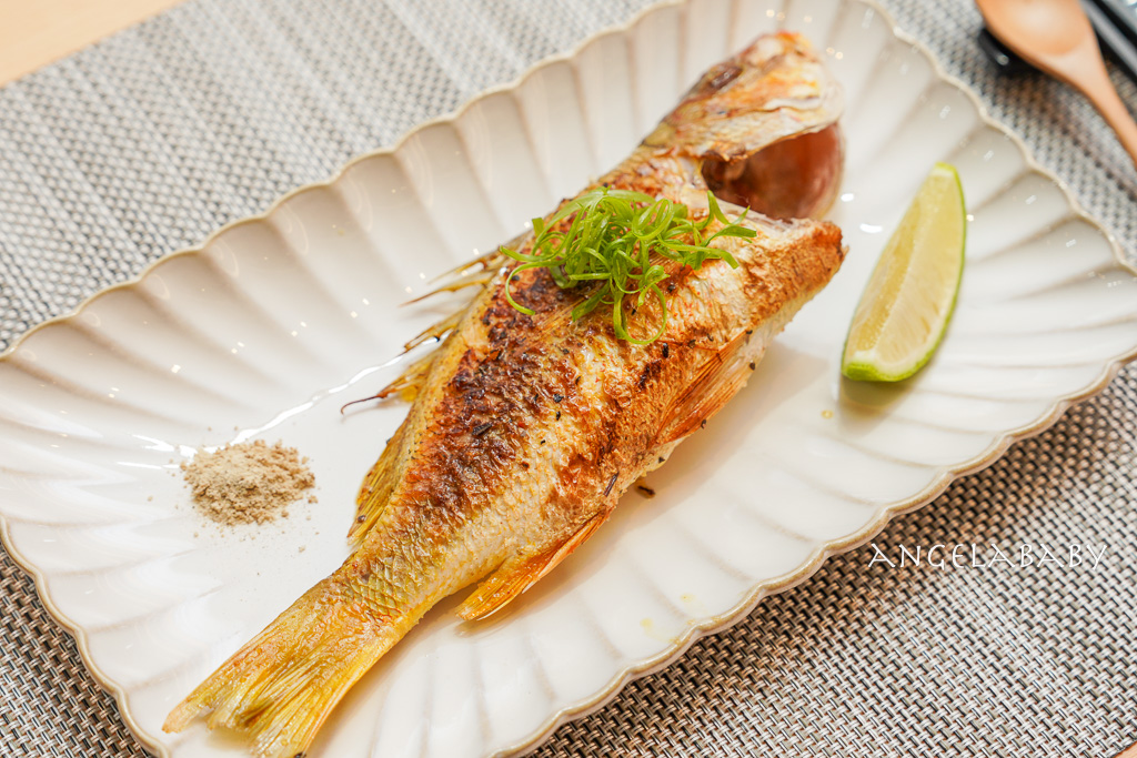 桃園青埔美食｜超值鐵板燒推薦『海童 鐵板料亭』無菜單、預約制鐵板燒 @梅格(Angelababy)享樂日記