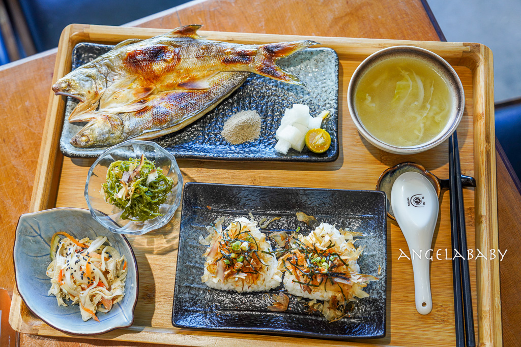 金山美食『享魚路｜私房渔村創意料理』金山磺港漁村新開幕海鮮定食、超好吃午魚一夜干將 @梅格(Angelababy)享樂日記